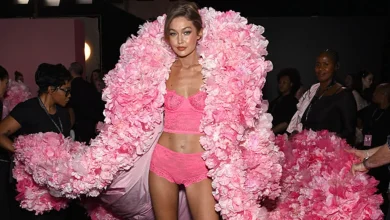 Foto de Adam Brand comparte cómo las flores de tela personalizadas de M&S Schmalberg realzan la apariencia de Gigi Hadid y Beyoncé