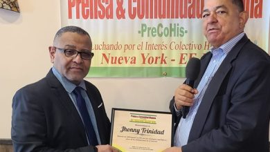 Foto de La prensa neoyorquina y la comunidad hispana reconocieron al periodista Johnny Trinidad