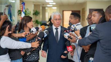 Foto de Ricardo de los Santos defiende productividad del Senado