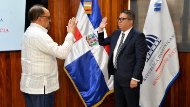 Foto de Juramentan a Jorge Herasme como abogado general