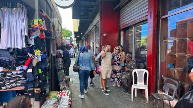 Foto de Comerciantes dicen hay pocas ventas previo a Día de los Padres