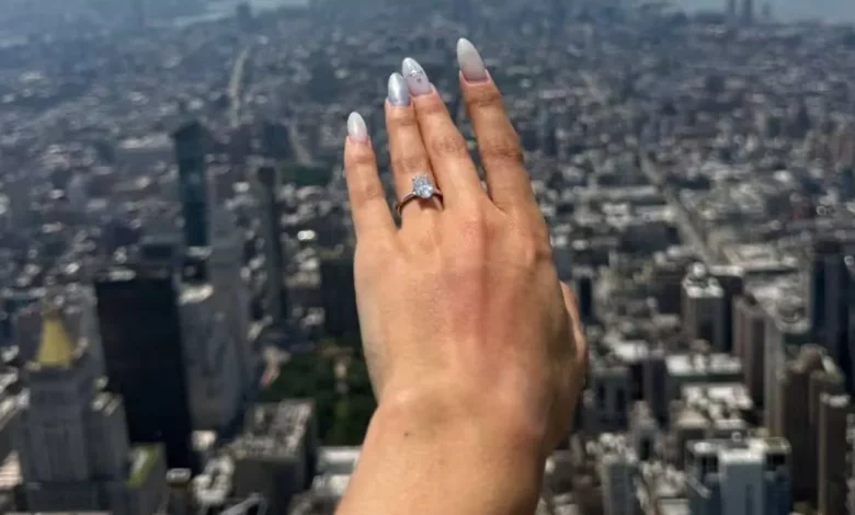 Foto de Propuesta de matrimonio en lo alto del Empire State termina en cargos criminales