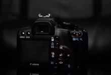 Foto de Canon ha registrado tres nuevas cámaras. Puede ser un homenaje digital al legendario AE-1.