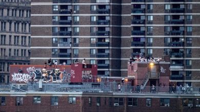 Foto de Ocho personas, entre ellas cuatro niños, resultaron heridas en un tiroteo en una fiesta del 4 de julio en Nueva York