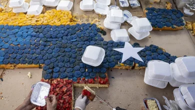 Foto de Una ONG elabora la tarta "más grande" de Venezuela para animar a los niños afectados por el terremoto